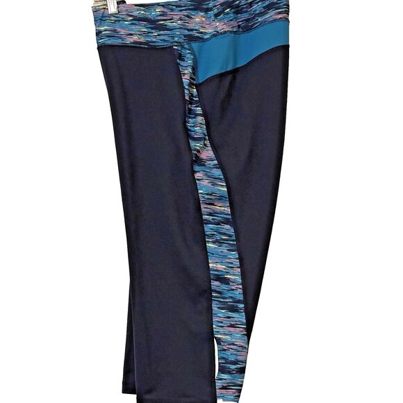 Tek Gear Women's 2X (39x20) DRYTEK Printed High-Waisted Capri Leggings Pockets - Picture 8 of 10